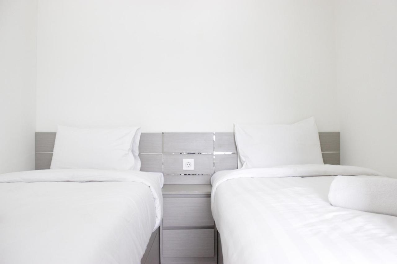 Chic And Comfy 2br At Parahyangan Near Unpar By Travelio Apartemen Bandung