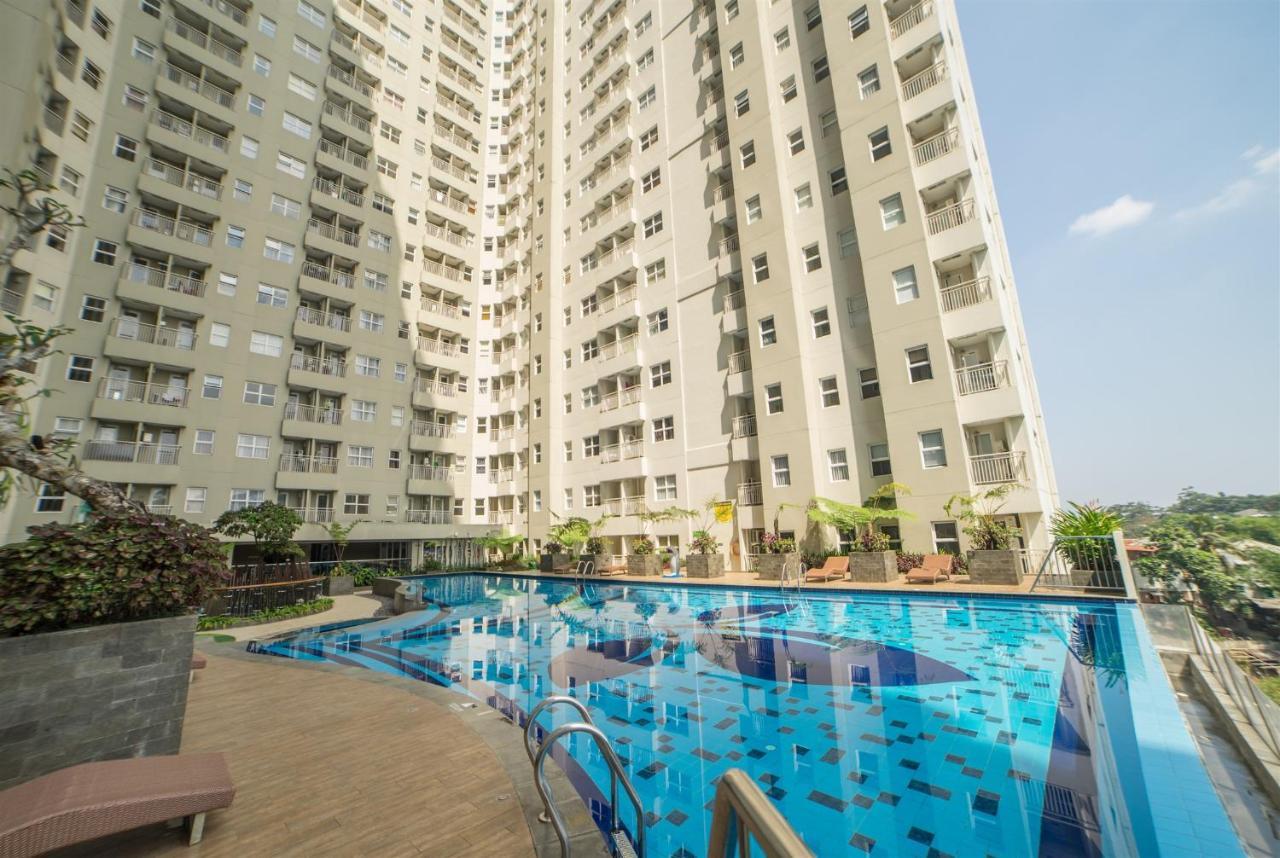 Chic And Comfy 2br At Parahyangan Near Unpar By Travelio *